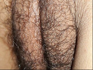 hairy girl masturbating Desi girl enjoy boobs and pussy show with masturbation hd videos